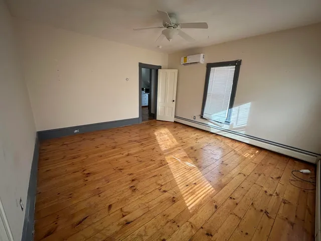 $2,100 | 23 Pleasant Street, Unit B, Hillsborough, NH 03244