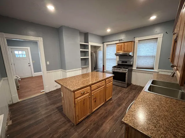 $2,100 | 23 Pleasant Street, Unit B, Hillsborough, NH 03244