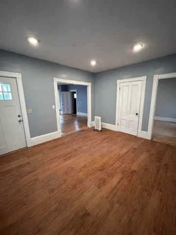 $2,100 | 23 Pleasant Street, Unit B, Hillsborough, NH 03244