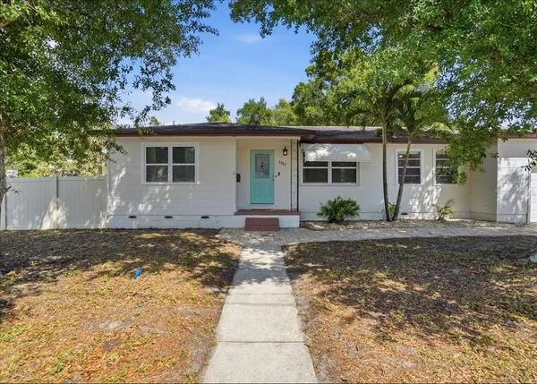 $415,000 | 3337 16th Street North, St. Petersburg, FL 33704