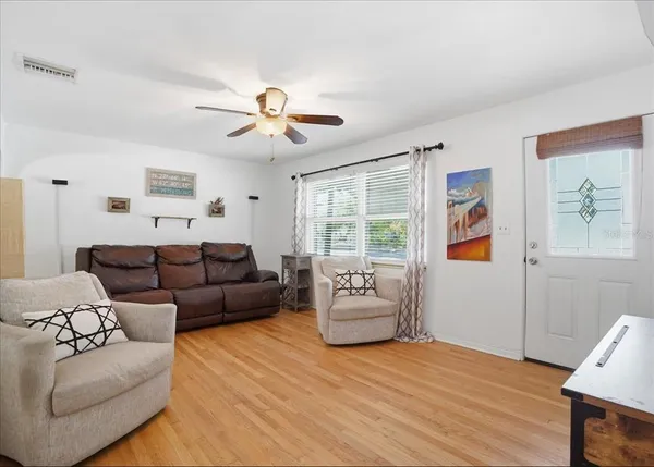 $415,000 | 3337 16th Street North, St. Petersburg, FL 33704