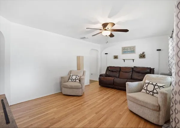 $415,000 | 3337 16th Street North, St. Petersburg, FL 33704