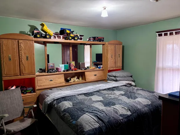 $599,900 | 832 West Front Street, Burr Oak, MI 49030