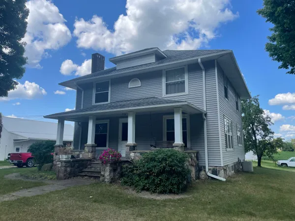$599,900 | 832 West Front Street, Burr Oak, MI 49030