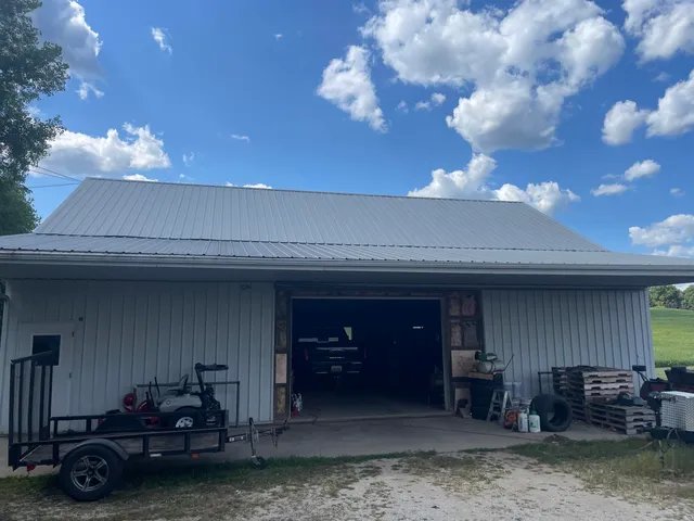 $599,900 | 832 West Front Street, Burr Oak, MI 49030