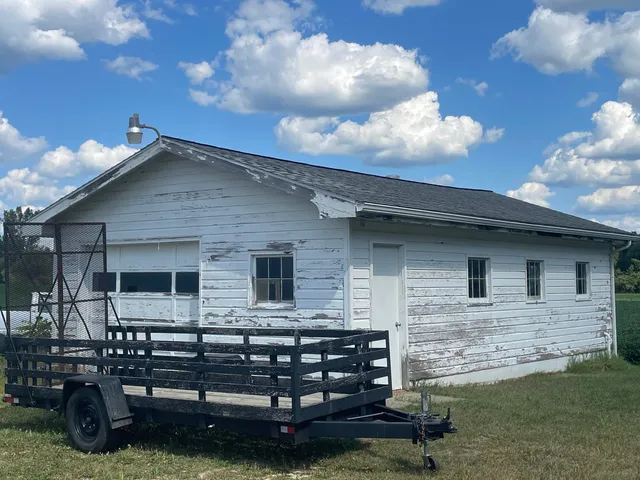 $599,900 | 832 West Front Street, Burr Oak, MI 49030