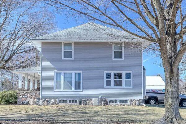 832 West Front Street Burr Oak, MI 49030 - Photo 8 of 29 Exterior