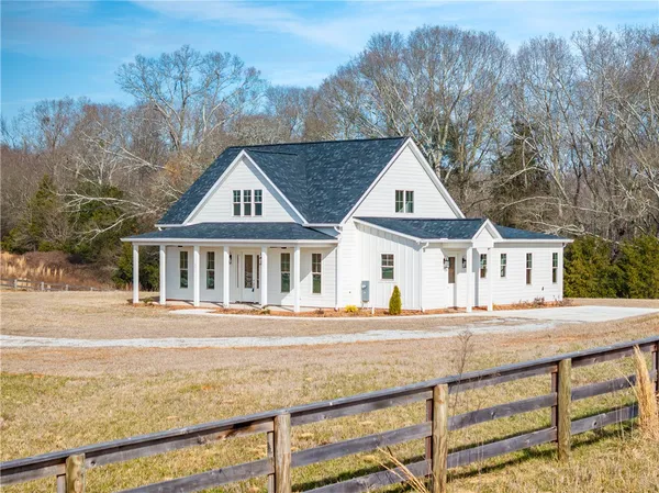 $739,900 | 331 Fred Dobbins Road, Townville, SC 29689
