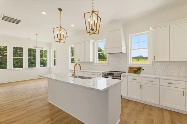 $739,900 | 331 Fred Dobbins Road, Townville, SC 29689
