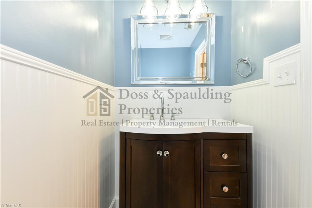 500 Lindley Road Greensboro, NC 27410 - Photo 16 of 38