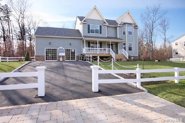 2 Toussie Court Ridge, NY 11961 - Photo 1 of 1