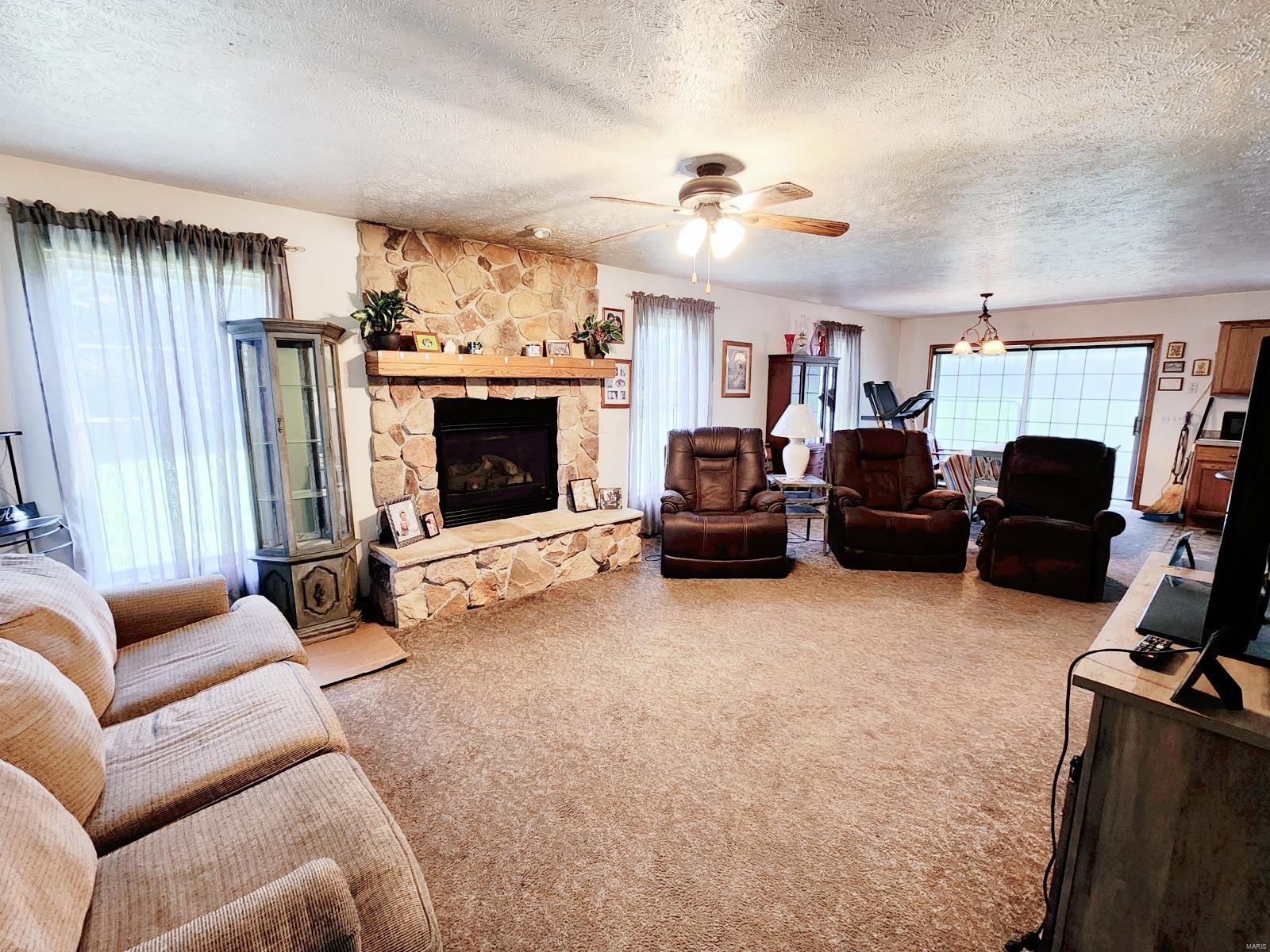 11636 Binney Road New Douglas, IL 62074 - Photo 11 of 23