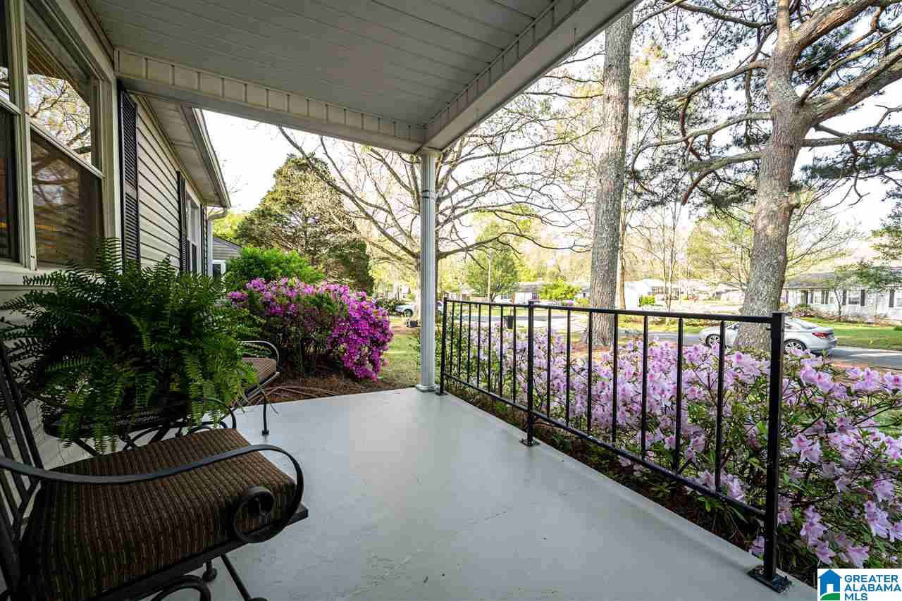 617 Strathmore Road Birmingham, AL 35213 - Photo 5 of 37