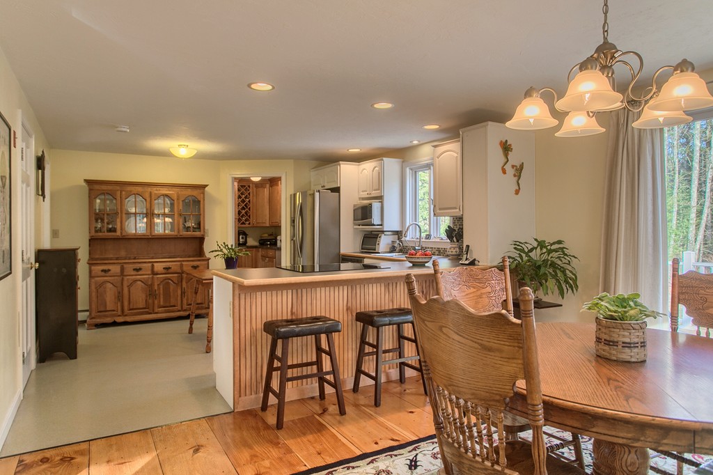 796 Walnut Hill Road Barre, MA 01005 - Photo 5 of 30