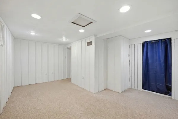 $240,000 | 673 Haish Boulevard, DeKalb, IL 60115