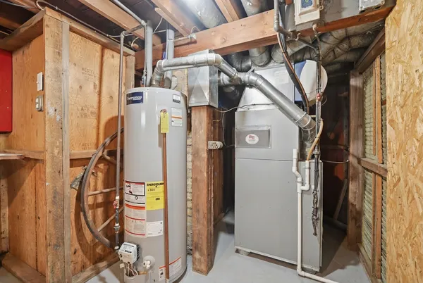 $240,000 | 673 Haish Boulevard, DeKalb, IL 60115