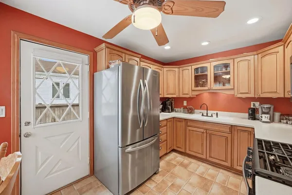 $240,000 | 673 Haish Boulevard, DeKalb, IL 60115