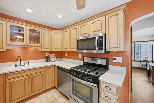 $240,000 | 673 Haish Boulevard, DeKalb, IL 60115