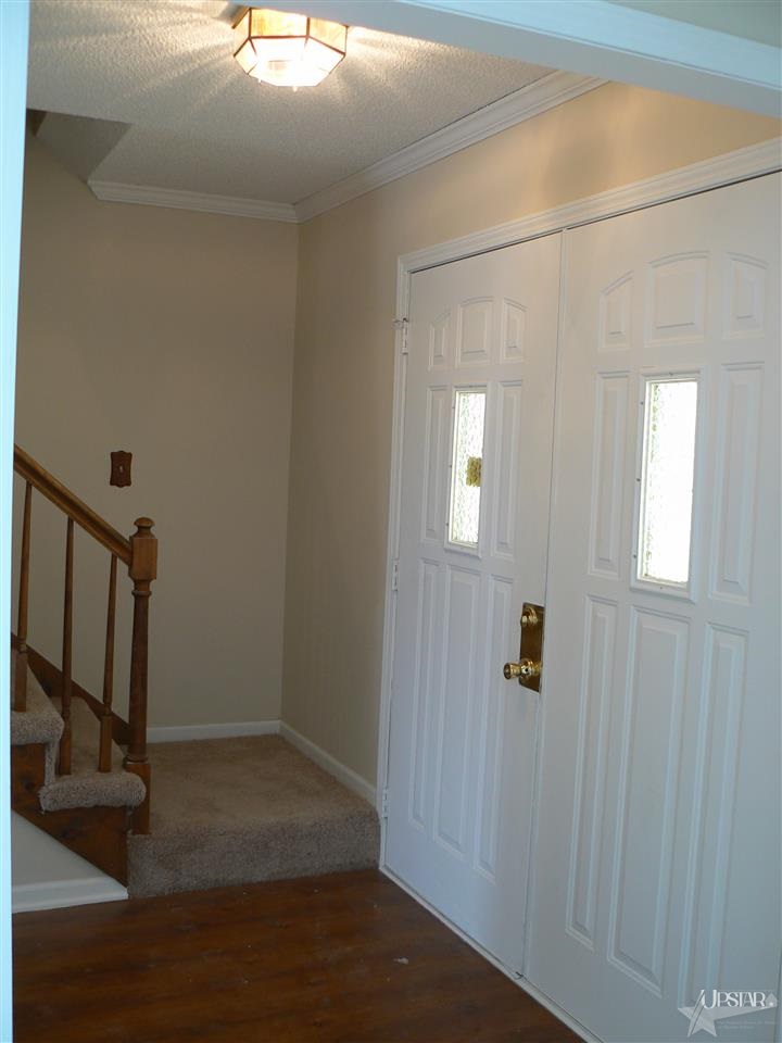 8626 Timbermill Place Fort Wayne, IN 46804 - Photo 2 of 16 Gallery Image 2