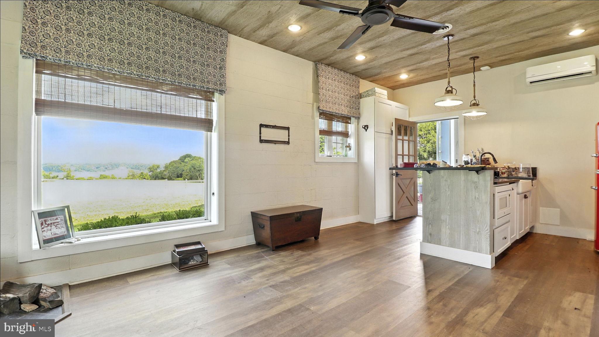 11305 Riverview Road Fort Washington, MD 20744 - Photo 11 of 59 a view of a livingroom with furniture and a window