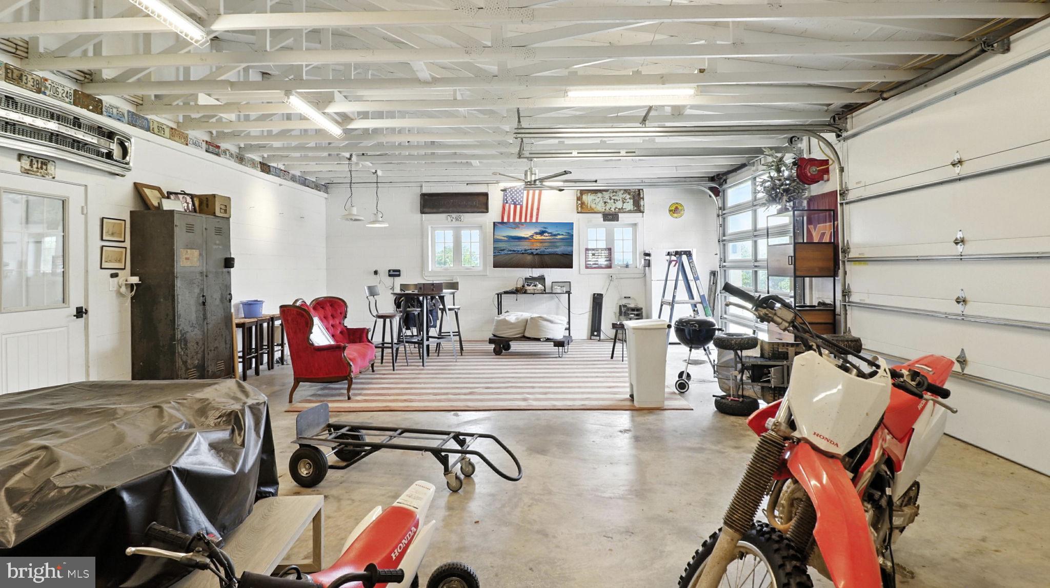 11305 Riverview Road Fort Washington, MD 20744 - Photo 18 of 59 a view of a room with gym equipment