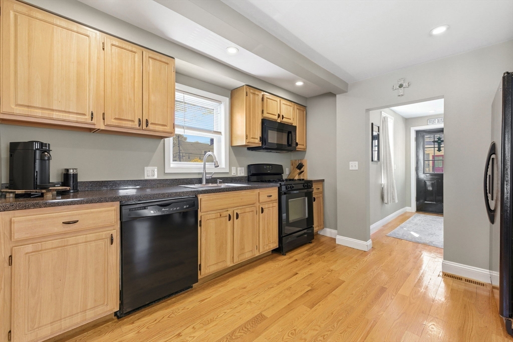 46 Edgemere Road Boston, MA 02132 - Photo 6 of 13