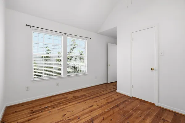 $3,200 | 1616 Kipling Street, Unit C, Houston, TX 77006