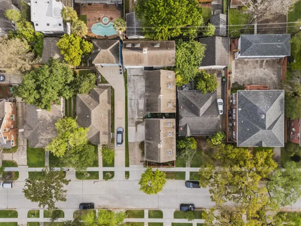 $3,200 | 1616 Kipling Street, Unit C, Houston, TX 77006