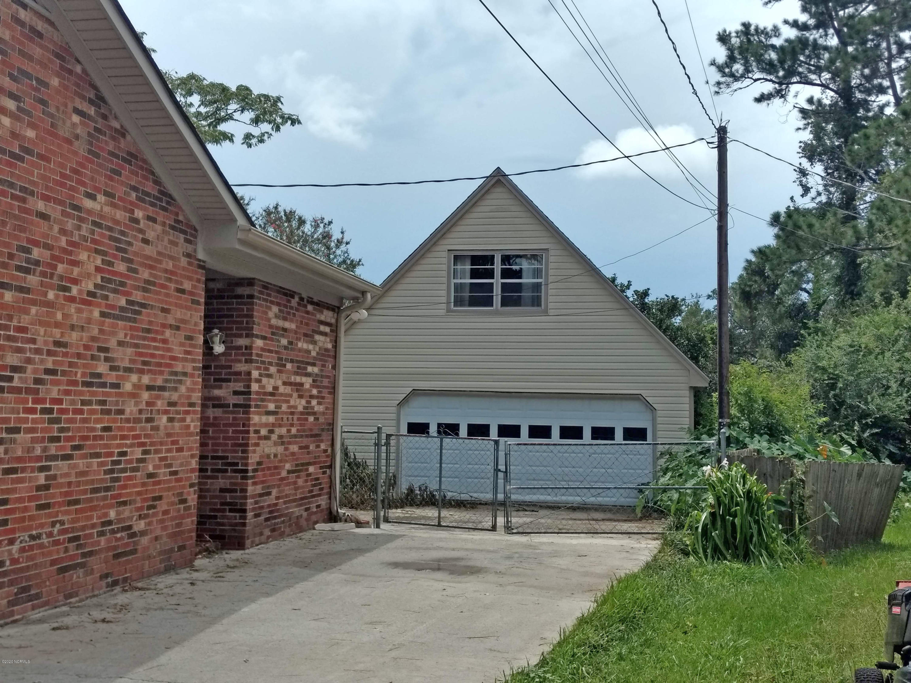 611 Rheims Way Wilmington, NC 28412 - Photo 2 of 24 IMG_20200806_114754322_HDR