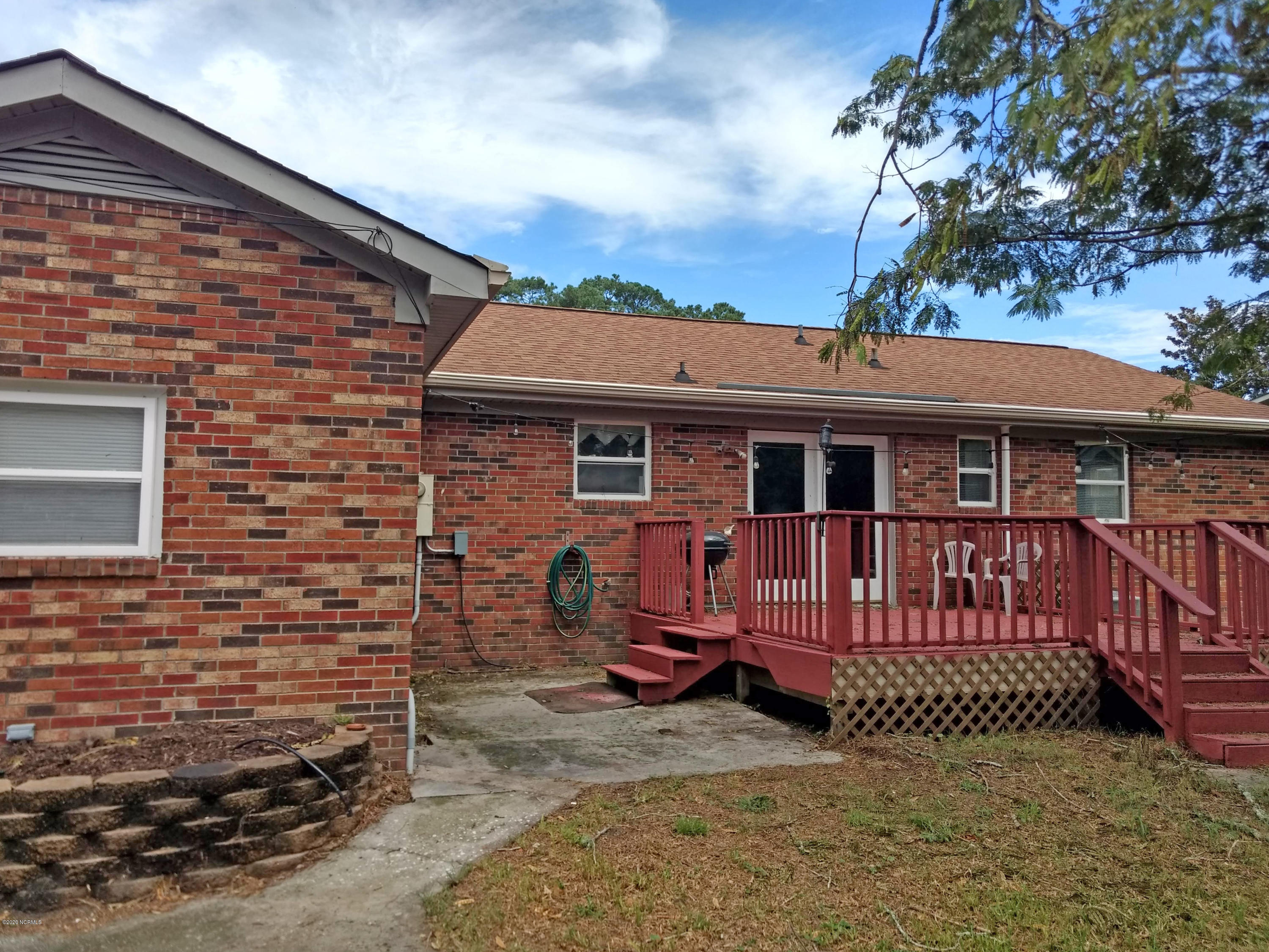 611 Rheims Way Wilmington, NC 28412 - Photo 3 of 24 IMG_20200806_115006910_HDR