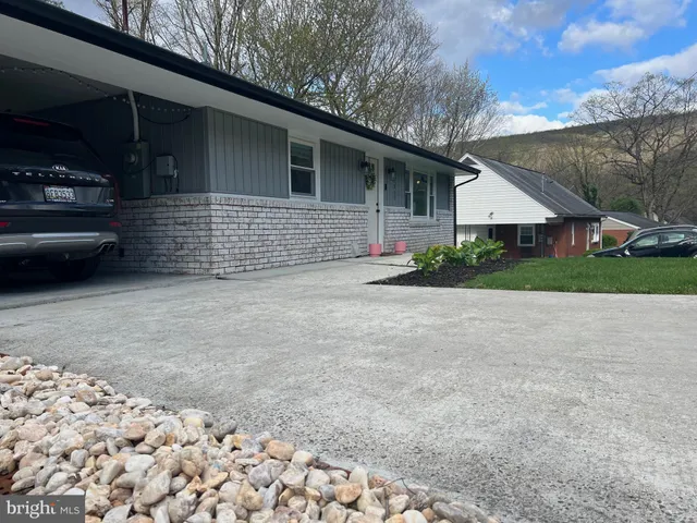 $244,000 | 11815 Bayberry Avenue, Cumberland, MD 21502