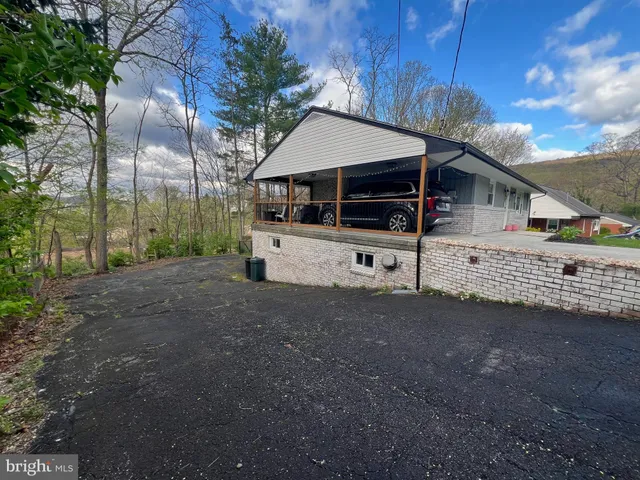 $244,000 | 11815 Bayberry Avenue, Cumberland, MD 21502