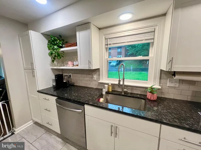 $244,000 | 11815 Bayberry Avenue, Cumberland, MD 21502