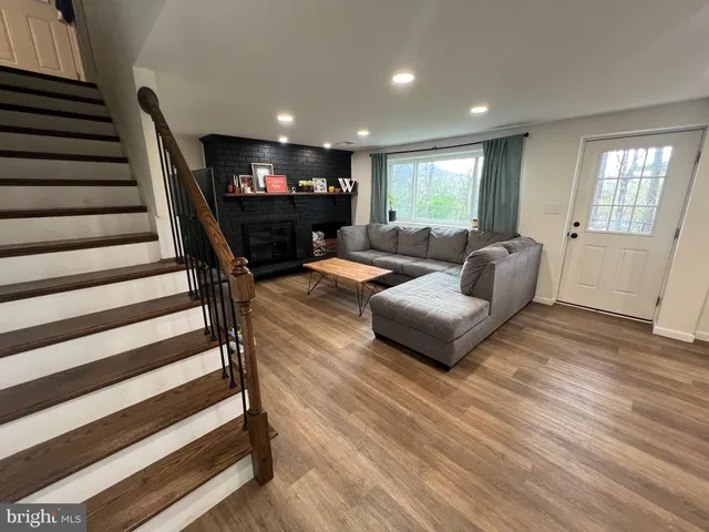 $244,000 | 11815 Bayberry Avenue, Cumberland, MD 21502