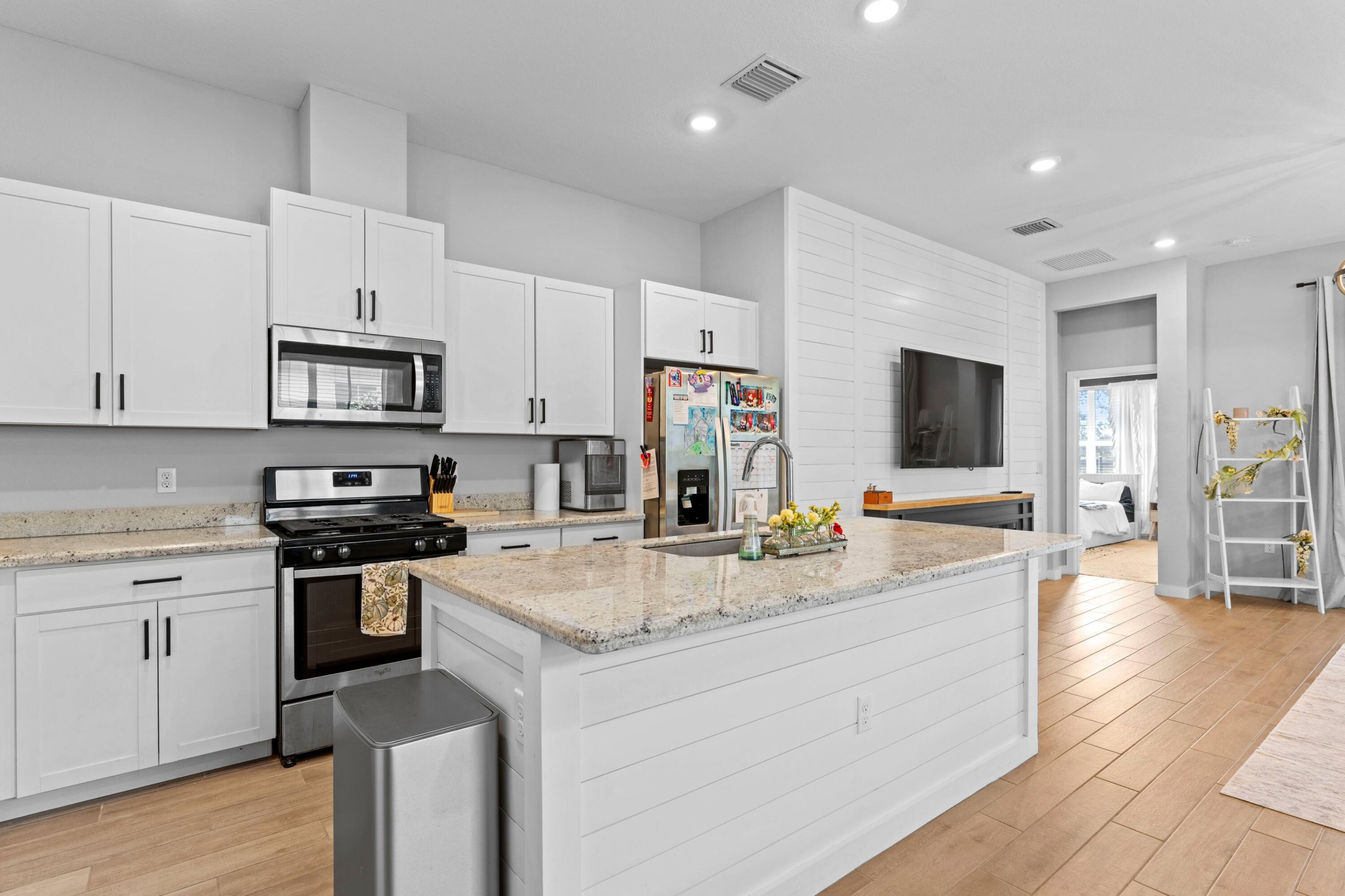 19578 Weathervane Way Loxahatchee, FL 33470 - Photo 13 of 28 DSC04367_1.jpg-SMALL