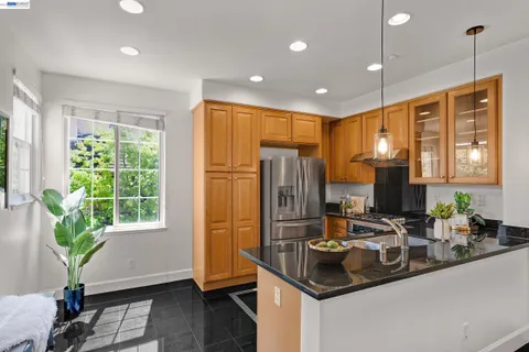 $825,000 | 1013 Amber Terrace, Union City, CA 94587