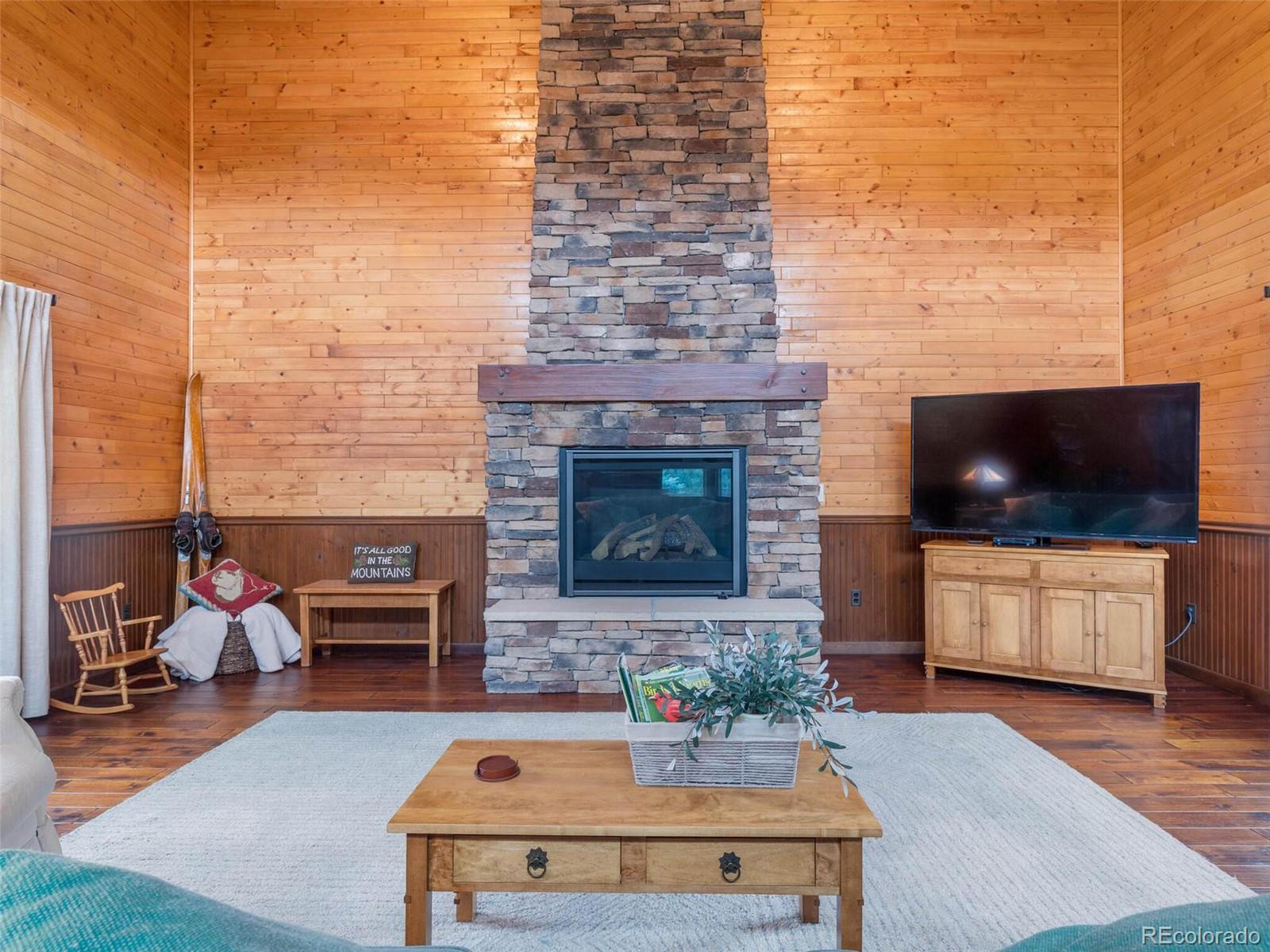 4084 Bear Road Golden, CO 80403 - Photo 19 of 40