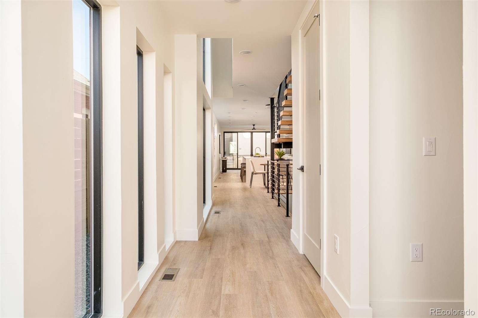 3414 Lawrence Street Denver, CO 80205 - Photo 2 of 37