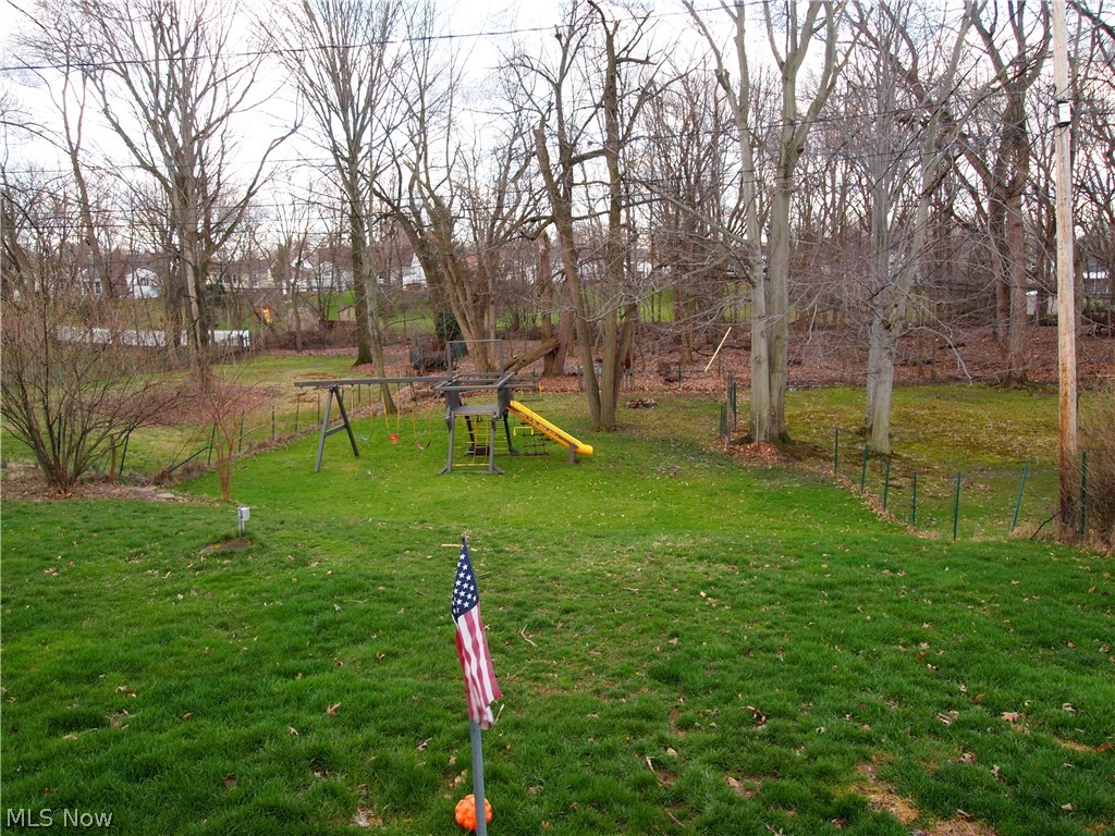 4936 Corliss Road Cleveland, OH 44124 - Photo 3 of 22 Gallery Image 3