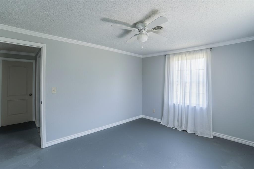 405 West 3rd Street Anna, TX 75409 - Photo 13 of 25