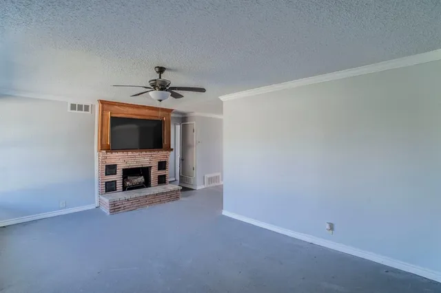 $225,000 | 405 West 3rd Street, Anna, TX 75409