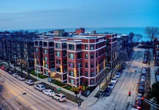 7645 North Sheridan Road, Unit 413 Chicago, IL 60626 - Photo 1 of 12 Gallery Image 1
