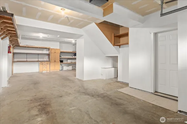 $815,000 | 23300 Southeast Black Nugget Road, Unit D3, Issaquah, WA 98029