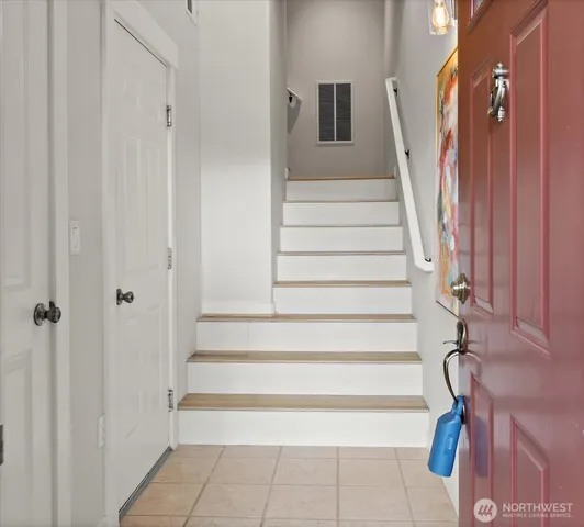 $815,000 | 23300 Southeast Black Nugget Road, Unit D3, Issaquah, WA 98029