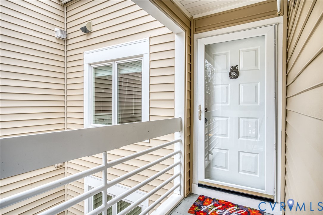 112 Water Pointe Court Midlothian, VA 23112 - Photo 4 of 32 a view of front door of house