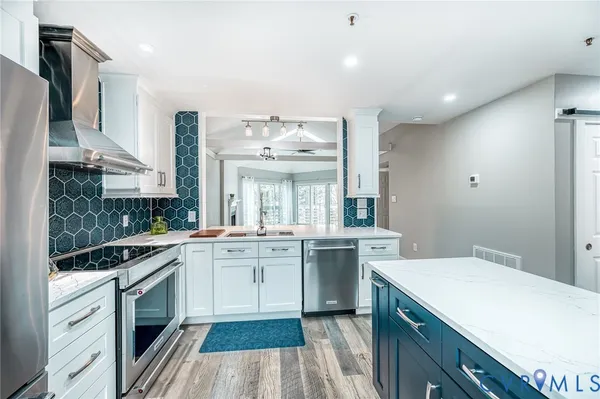 $320,000 | 112 Water Pointe Court, Midlothian, VA 23112