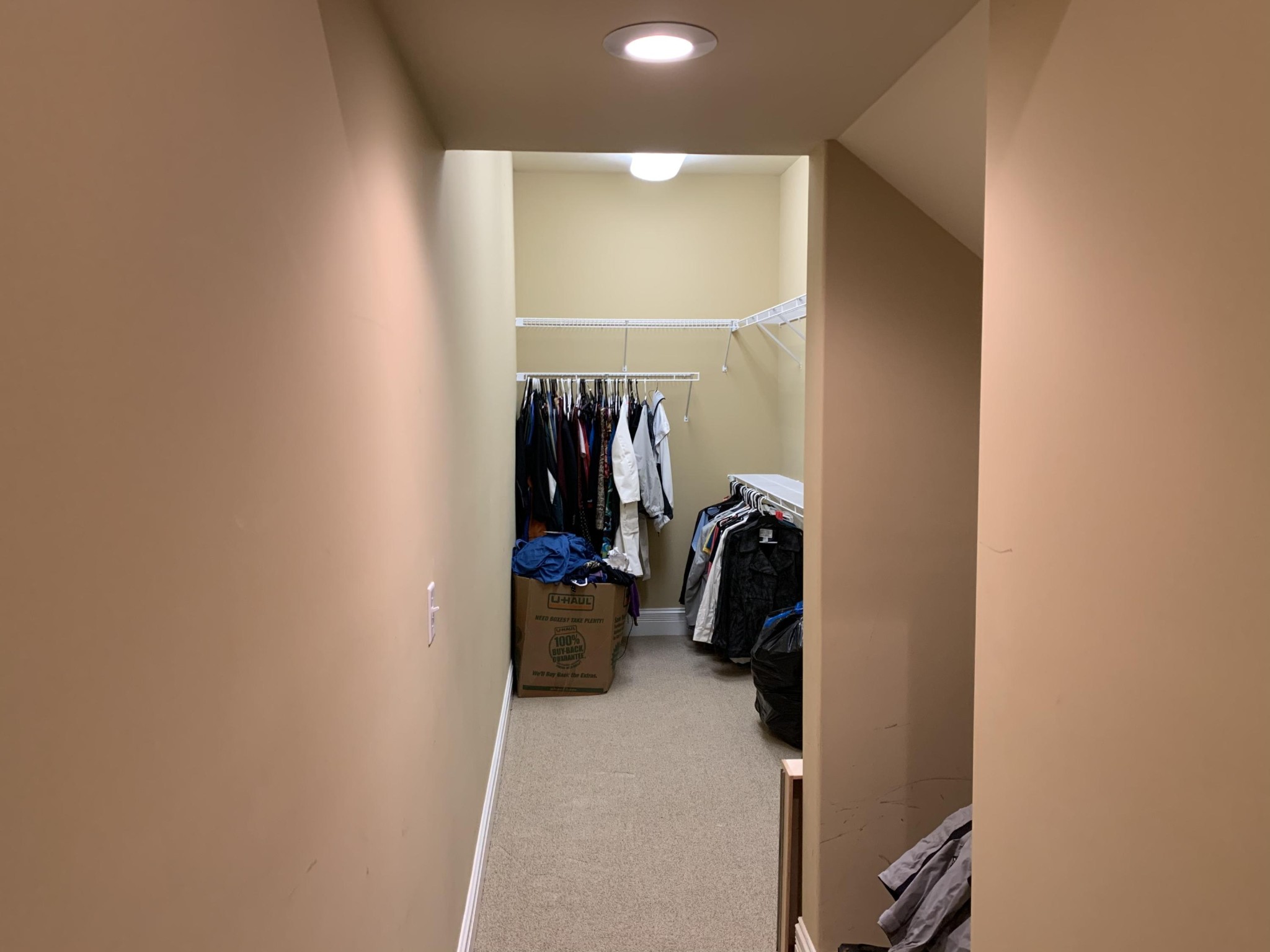 1951 Hindley Road Morristown, TN 37813 - Photo 20 of 26 a view of a livingroom with walk in closet