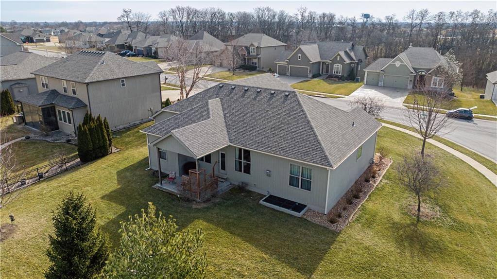 17710 Mission Ridge Smithville, MO 64089 - Photo 49 of 56