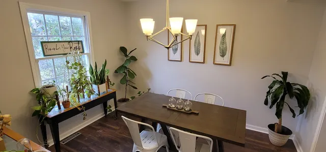 $386,900 | 700 Susan Street, Sycamore, IL 60178