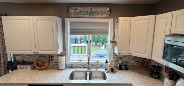 $386,900 | 700 Susan Street, Sycamore, IL 60178